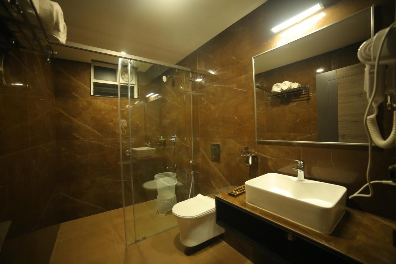 Sree Fortune Grand, Tadepalli Hotel Tadepalle Bagian luar foto