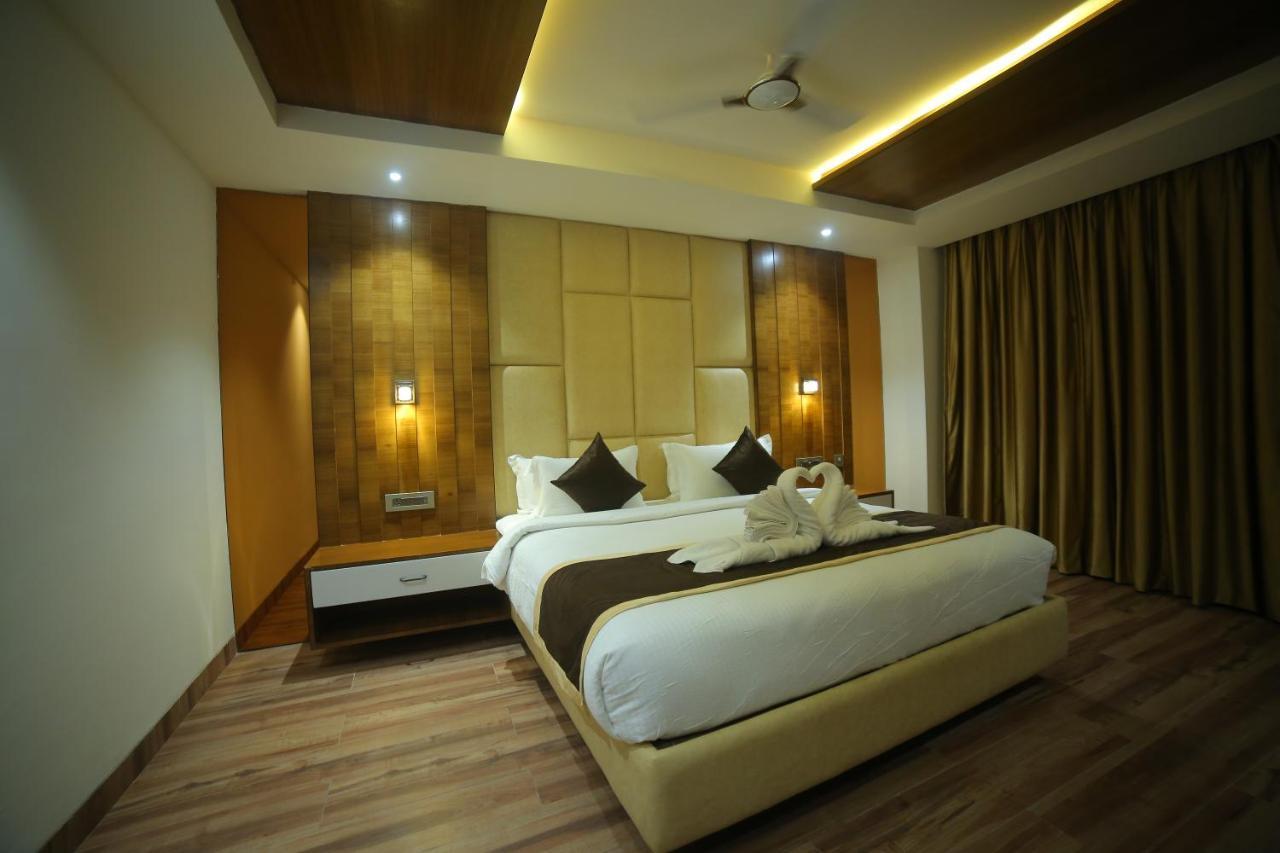 Sree Fortune Grand, Tadepalli Hotel Tadepalle Bagian luar foto