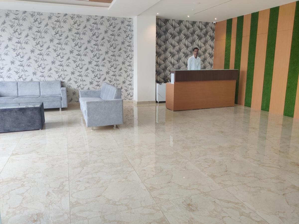 Sree Fortune Grand, Tadepalli Hotel Tadepalle Bagian luar foto